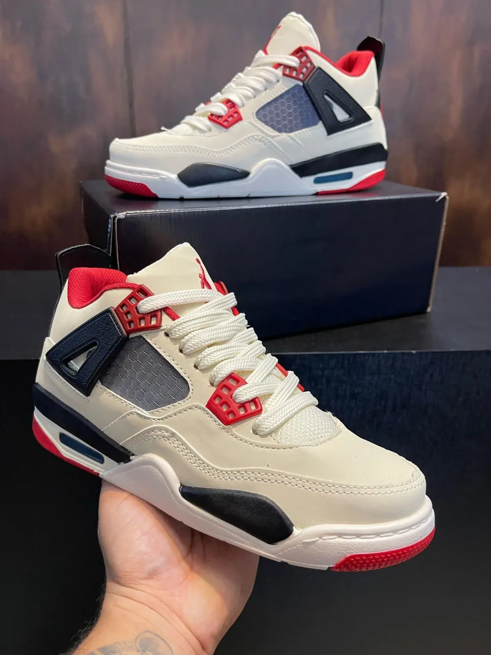 Bota Air Jordan 4 Premium — foto 1