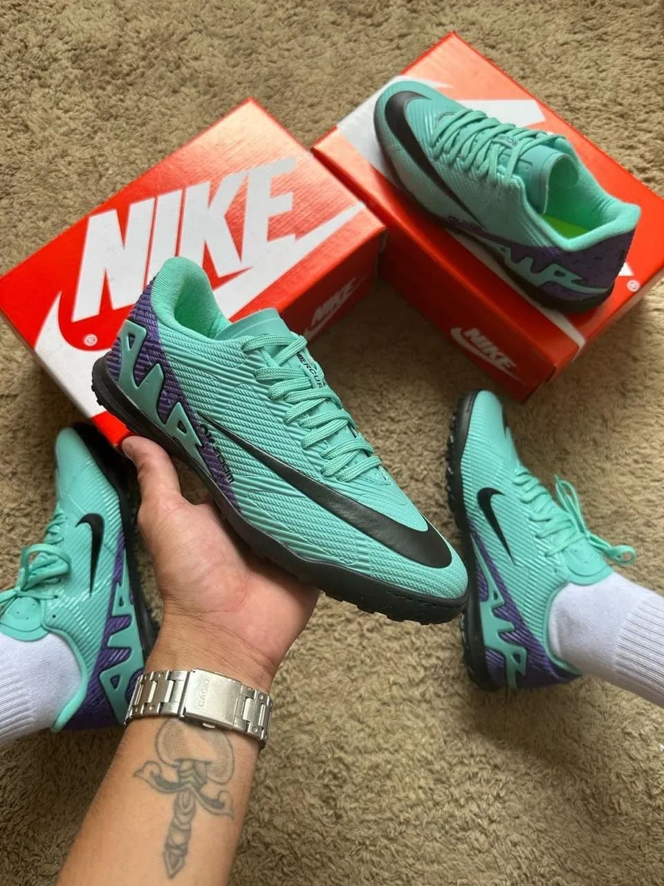 Chuteira Mercurial Society — foto 1
