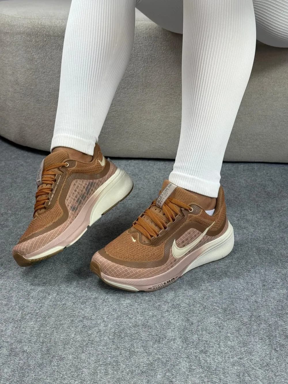 Nike Pegasus 42 — foto 1
