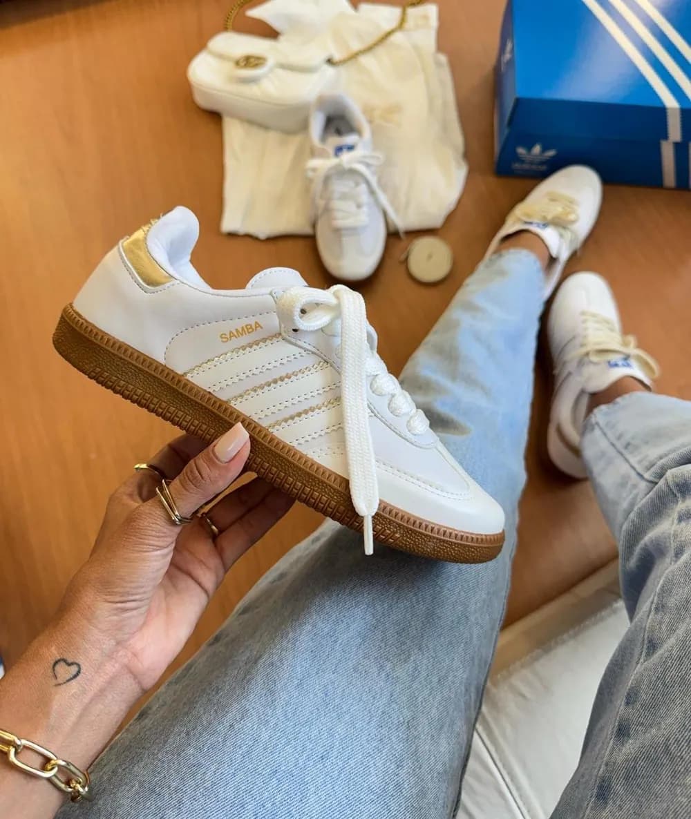 Tênis Adidas Samba Sintético Feminino Branco/Ouro — foto 2