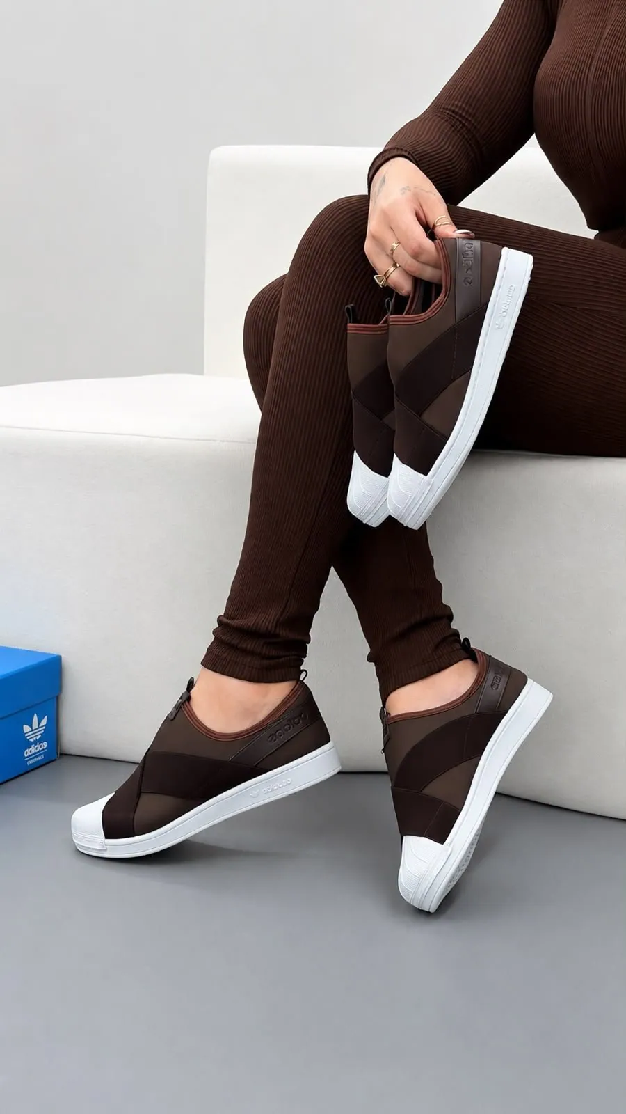 Tênis Adidas Slip On Feminino — foto 1