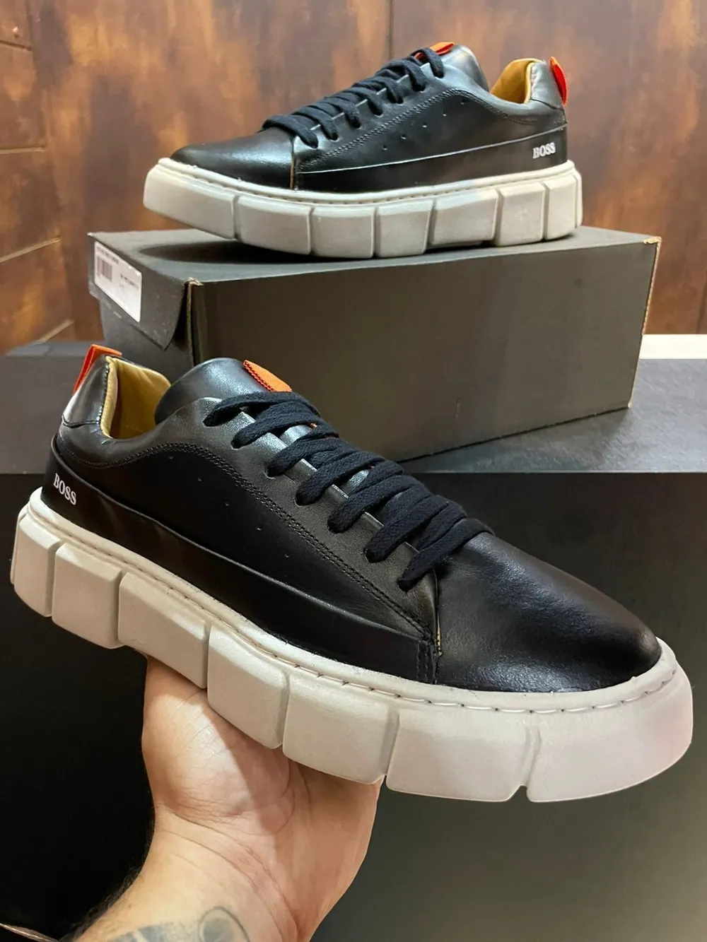 Tênis Boss Couro — foto 1