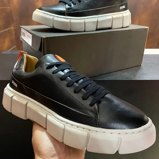 Tênis Boss Couro