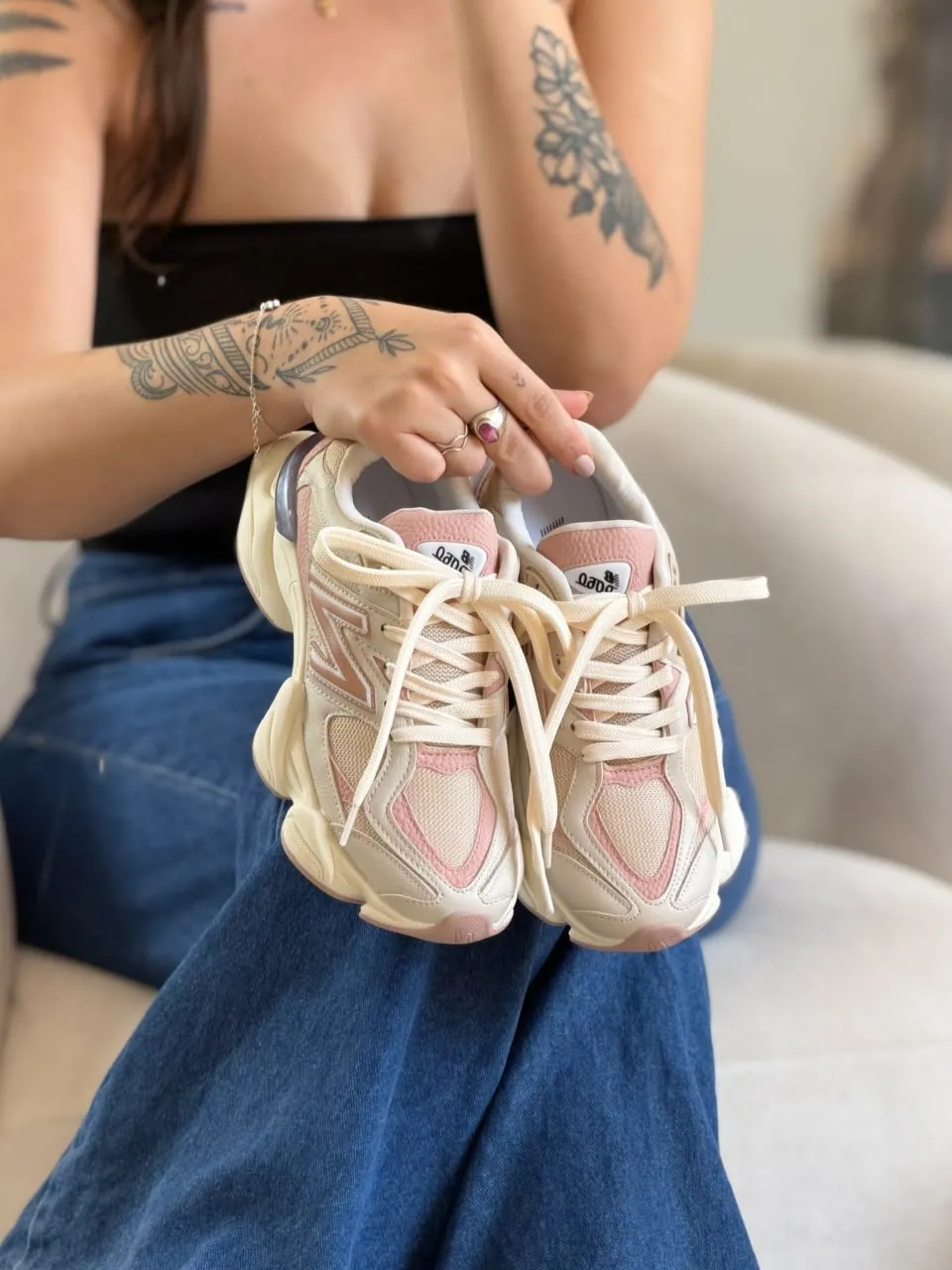 Tênis New Balance 9060 Sintético Off/Rose — foto 5