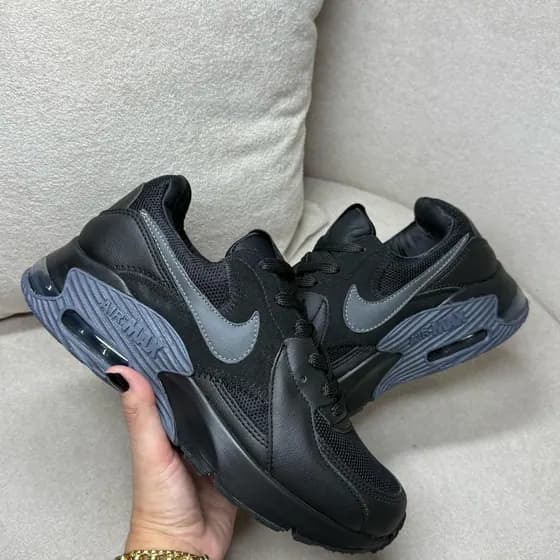 Tênis Nike Air Max Excee Premium