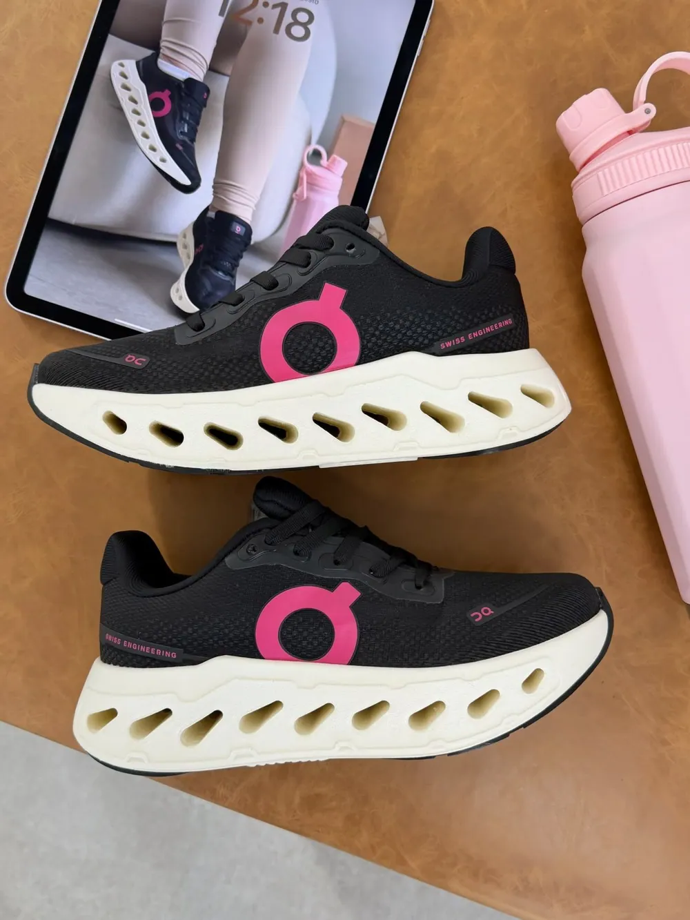 Tênis On cloudsurfer Max Premium feminino — foto 6