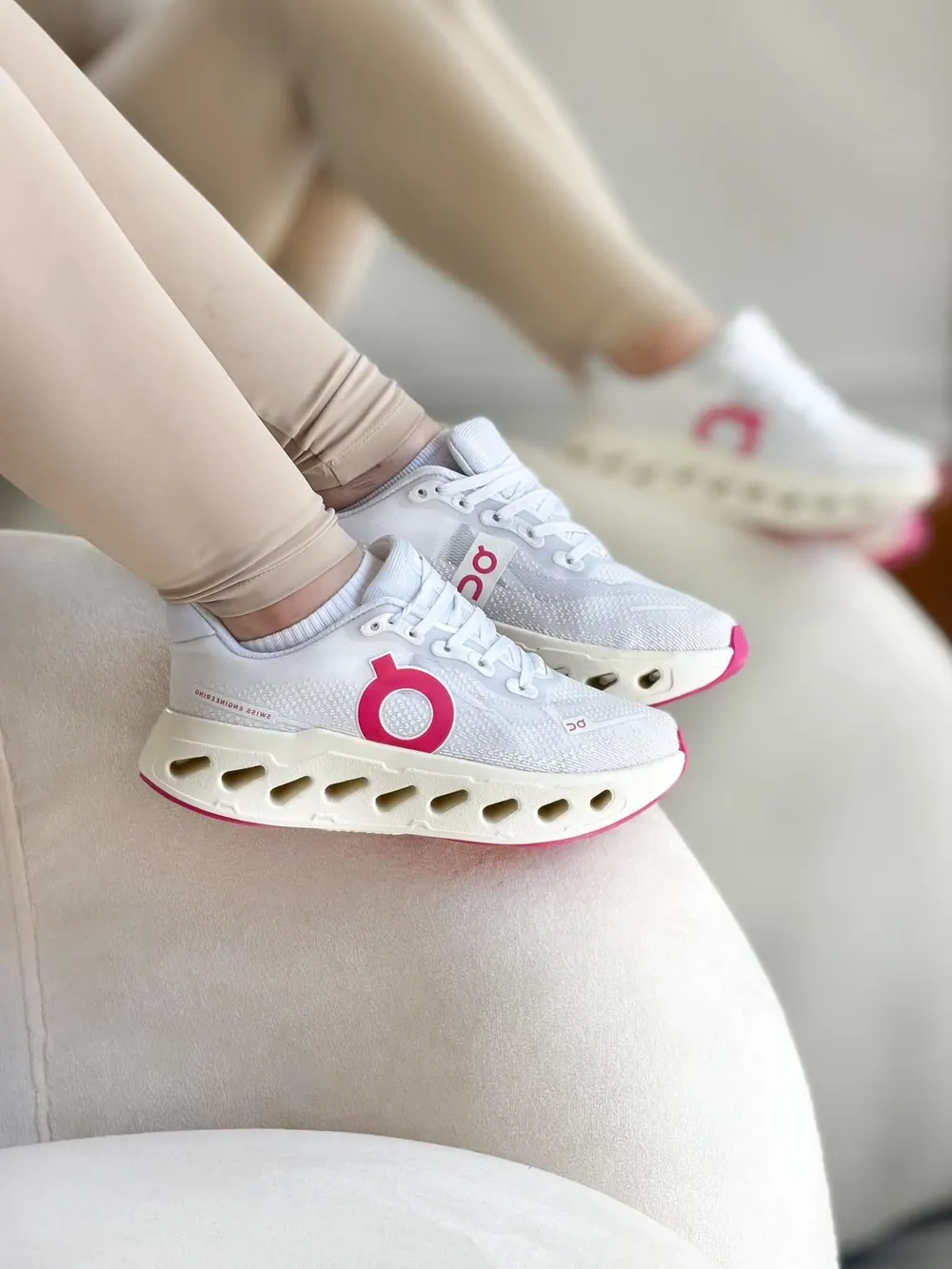 Tênis On cloudsurfer Max Premium feminino — foto 8