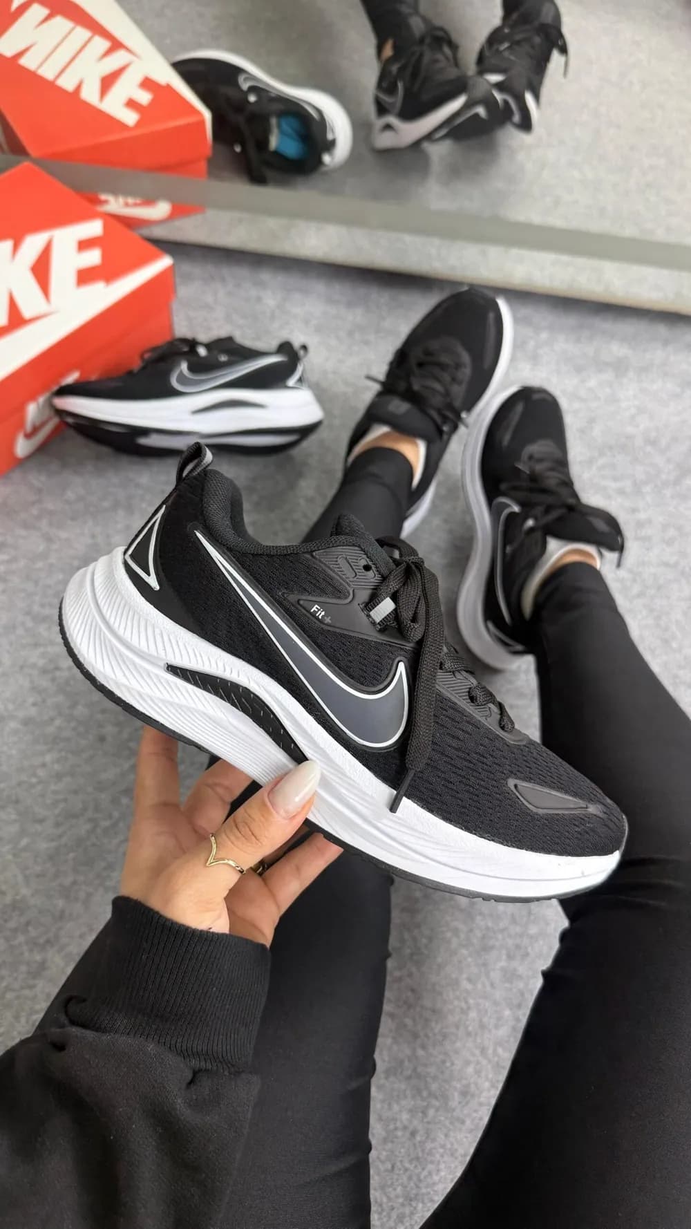Nike Fit EST 1972 — foto 5
