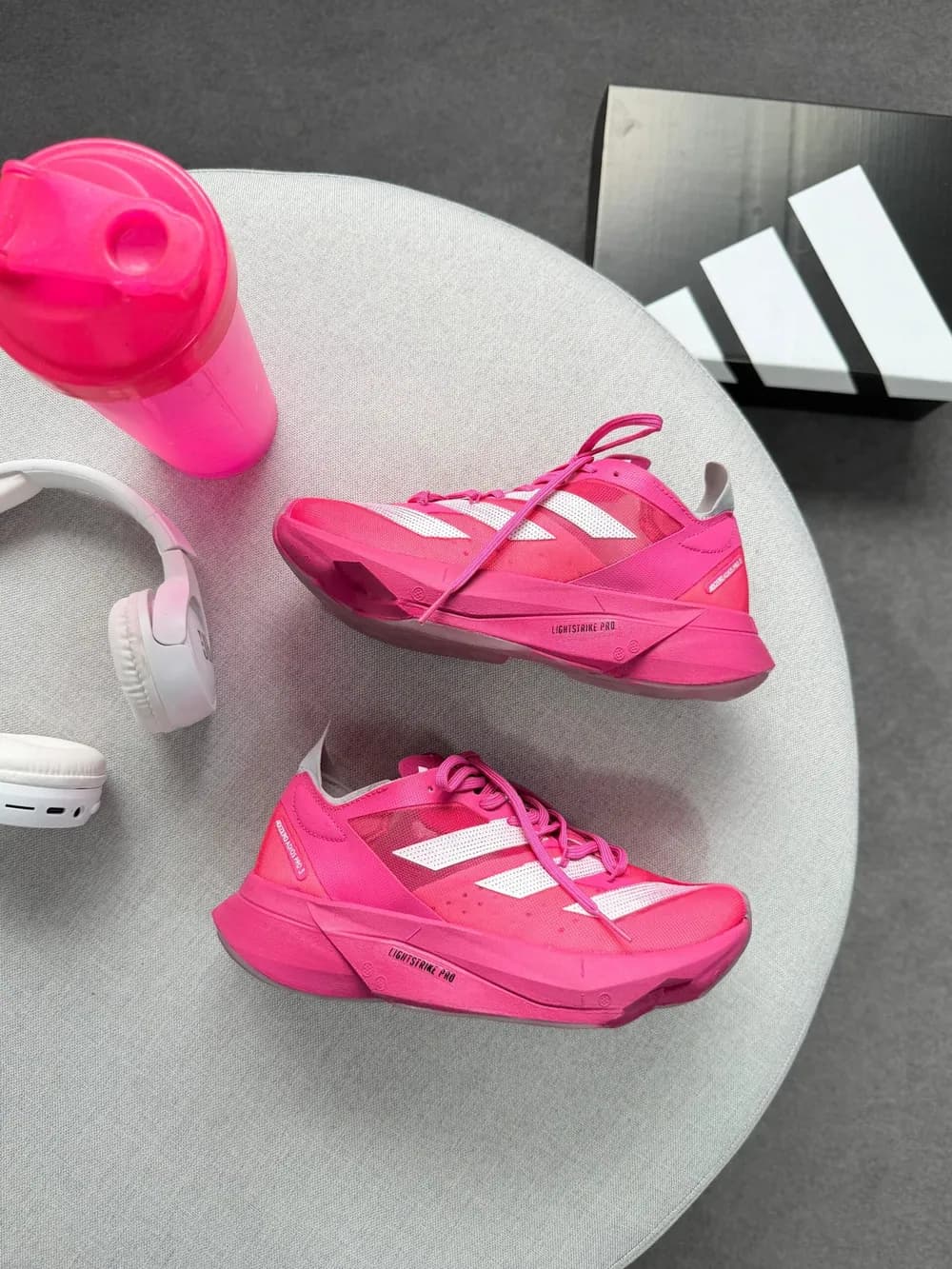 Tênis Adidas Adzero Adios Pro 3 — foto 2