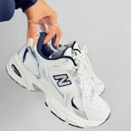 Tênis New balance 530 sintético Branco/Marinho