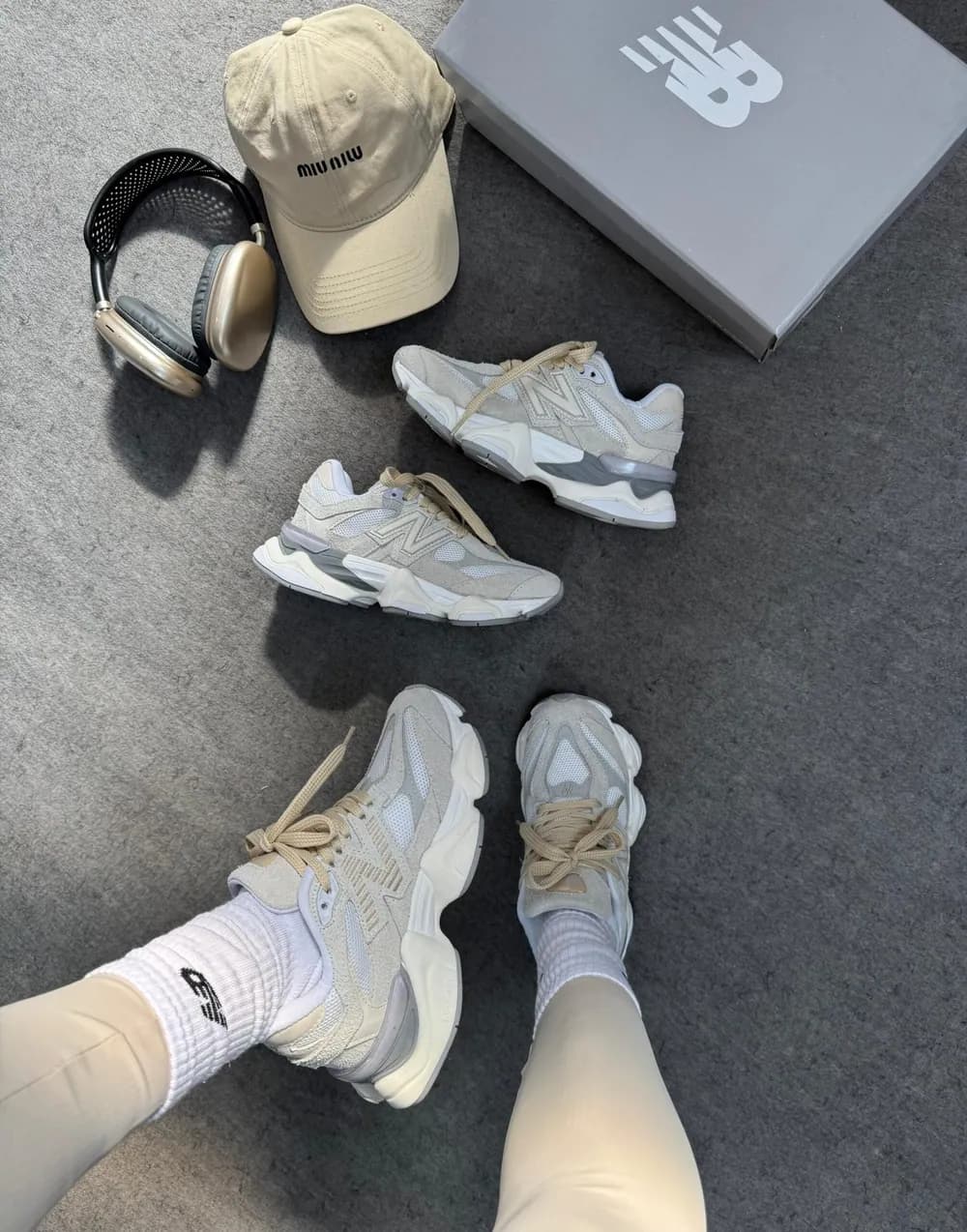 Tênis New Balance 9060 Couro Off/Bege — foto 5
