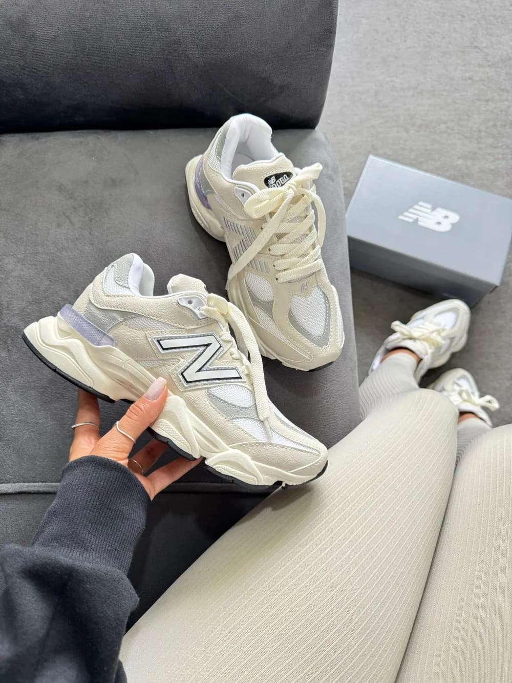 Tênis New Balance 9060 Sintético OFF — foto 2