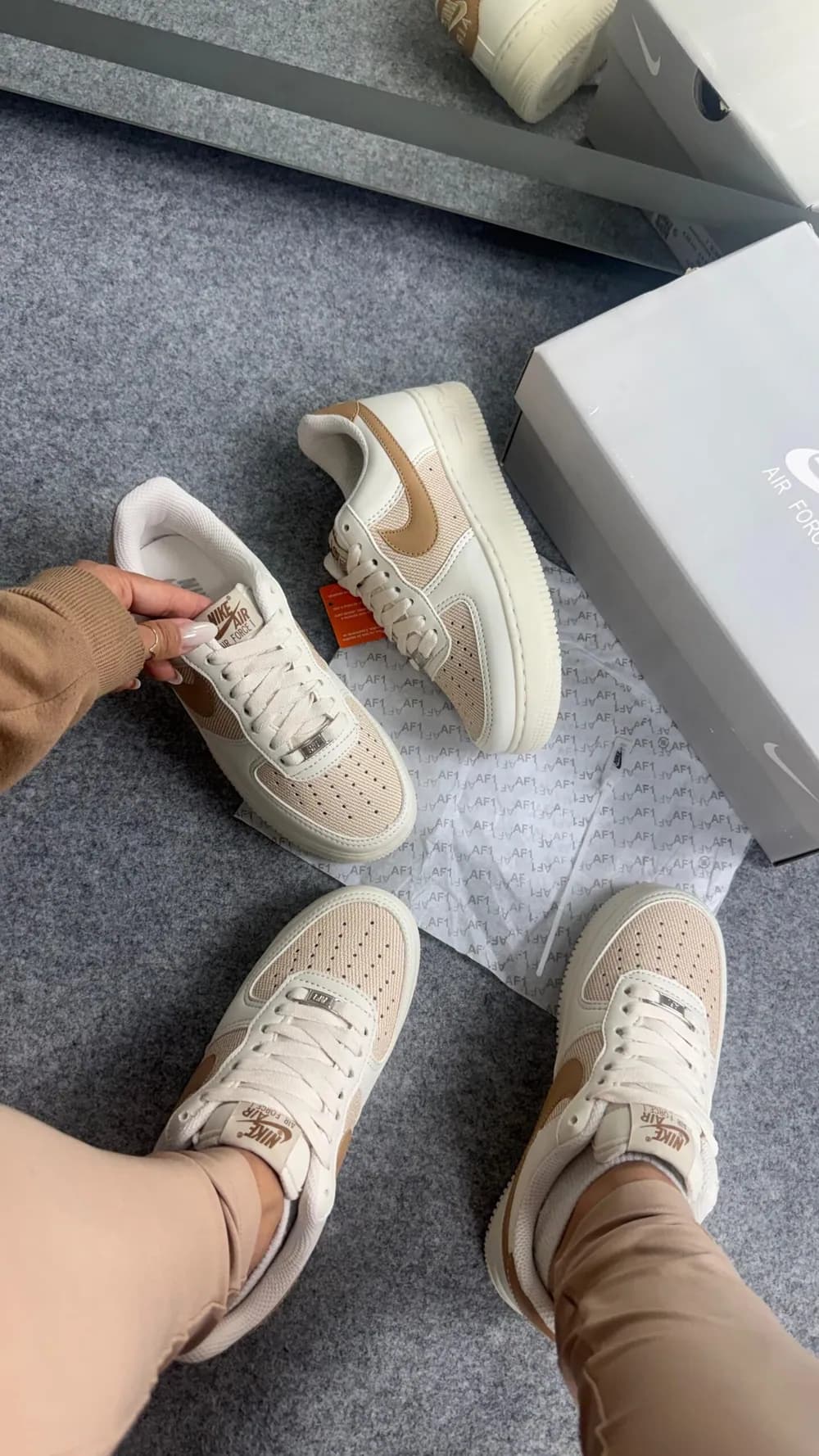 Tênis Nike Air Force Palha — foto 2