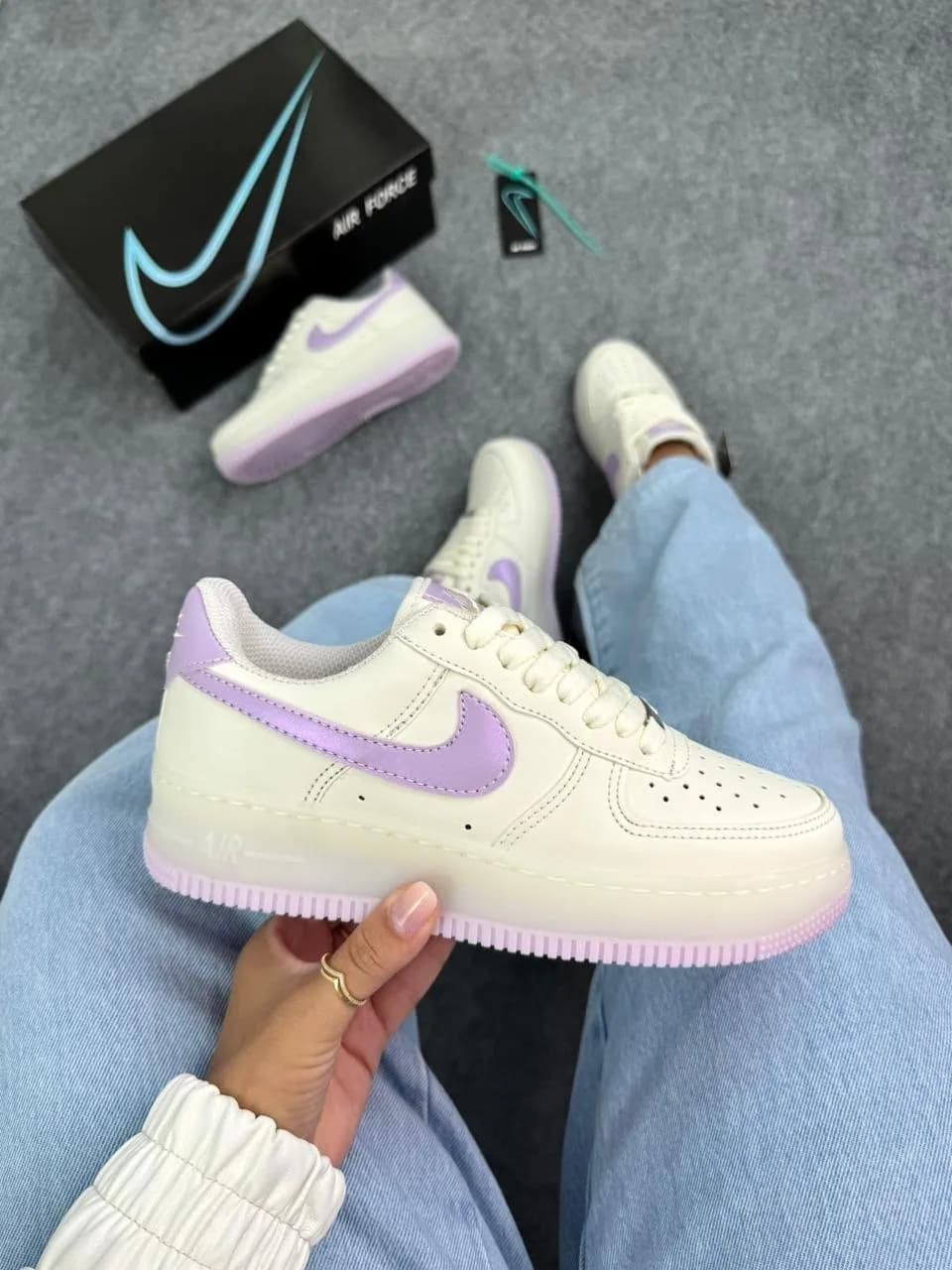 Tênis Nike Air Force Perola / Lilás — foto 2