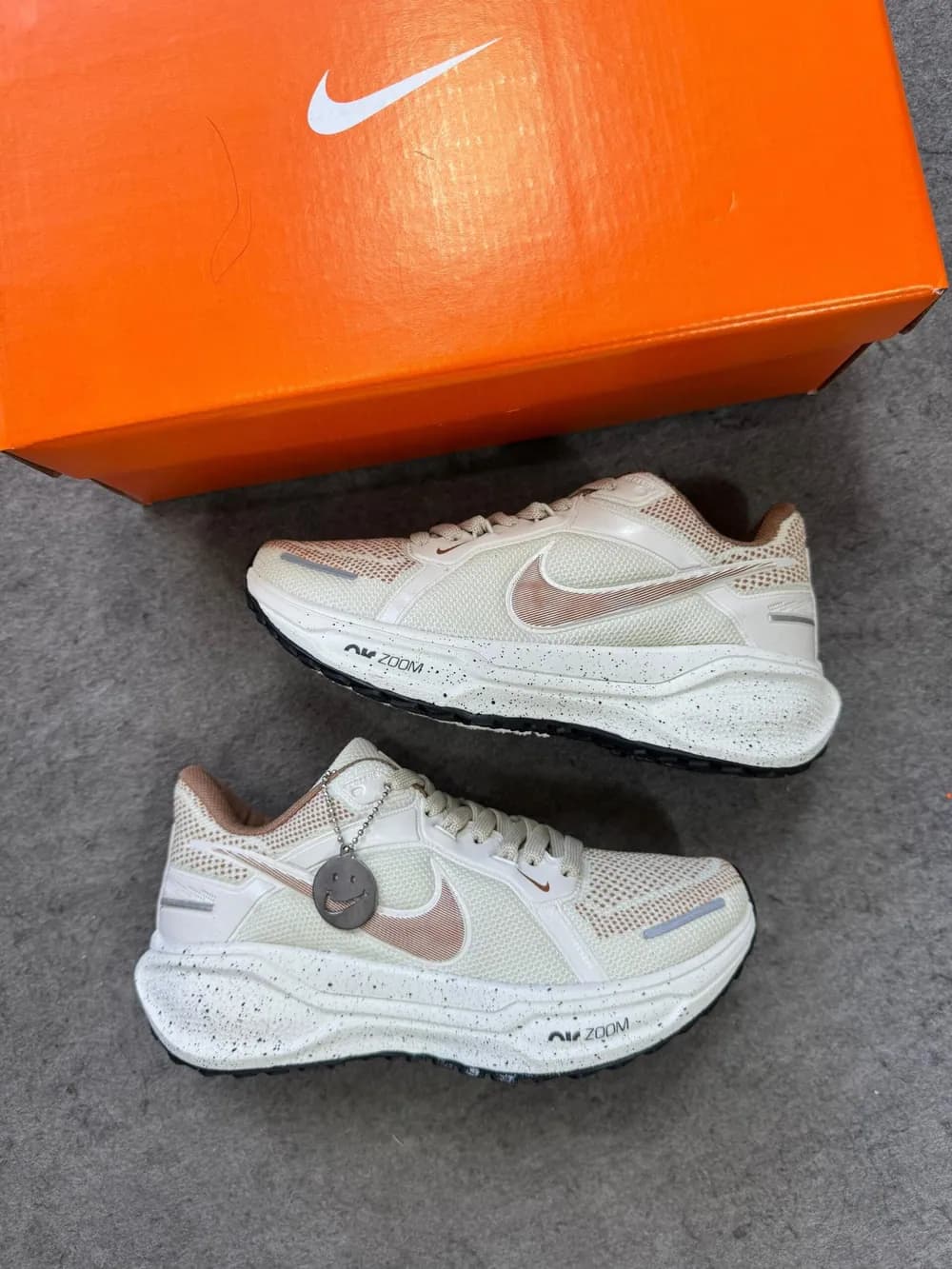 Tênis Nike Pegasus 41 Areia/Caramelo — foto 3