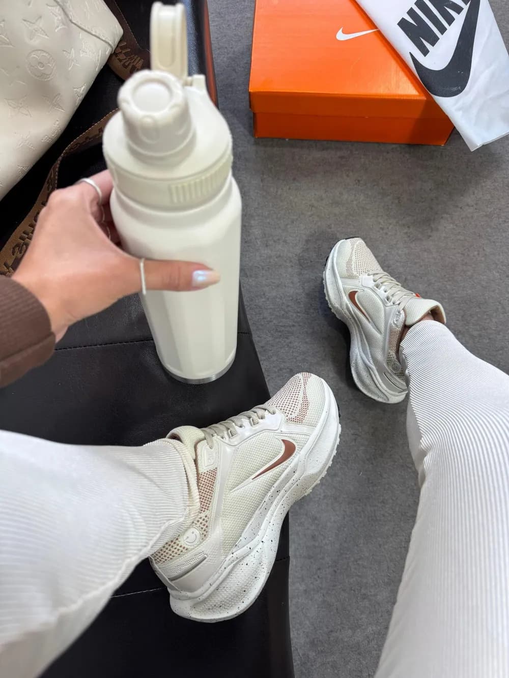 Tênis Nike Pegasus 41 Areia/Caramelo — foto 6