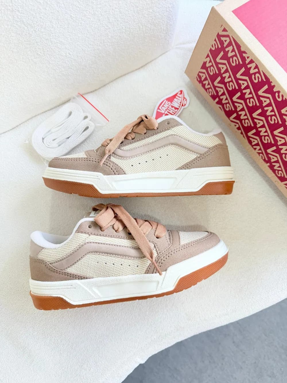 Tênis Vans Hylane Prime Feminino — foto 2