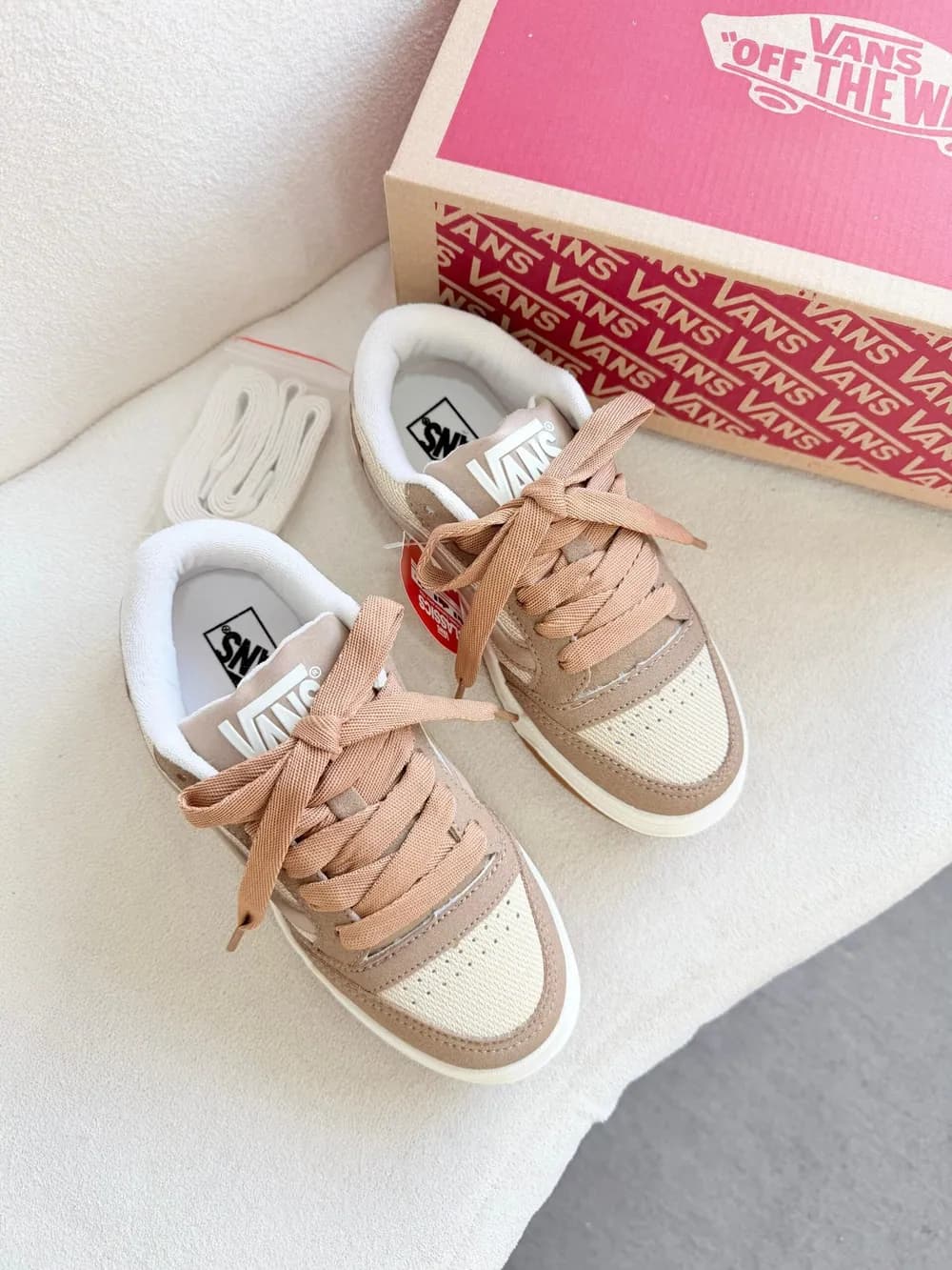 Tênis Vans Hylane Prime Feminino — foto 3
